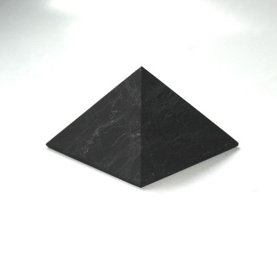 Šungitová pyramida 6,5 x 6,5 cm